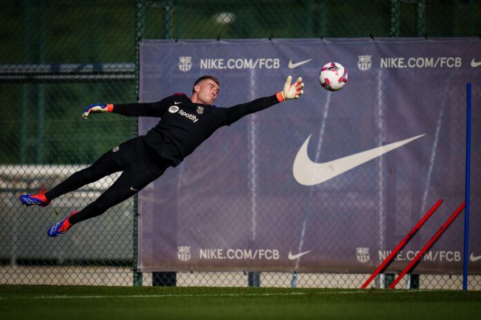 Inaki pena proche d'un d'aprt