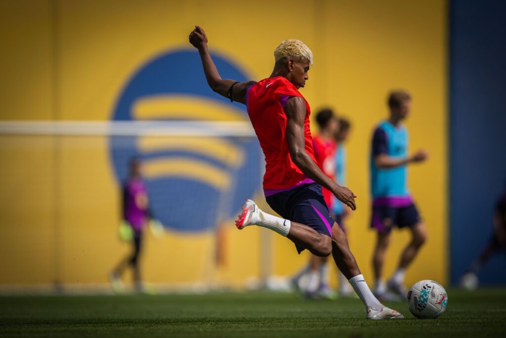 lamine Yamal a l'entrainement