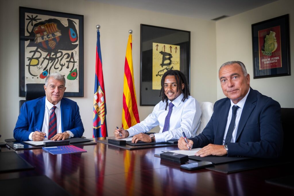 jules koundé prolonge son contrat